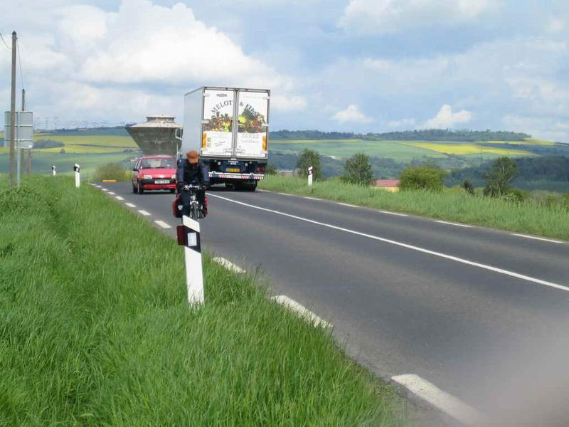 Auf der N411 vor Toul